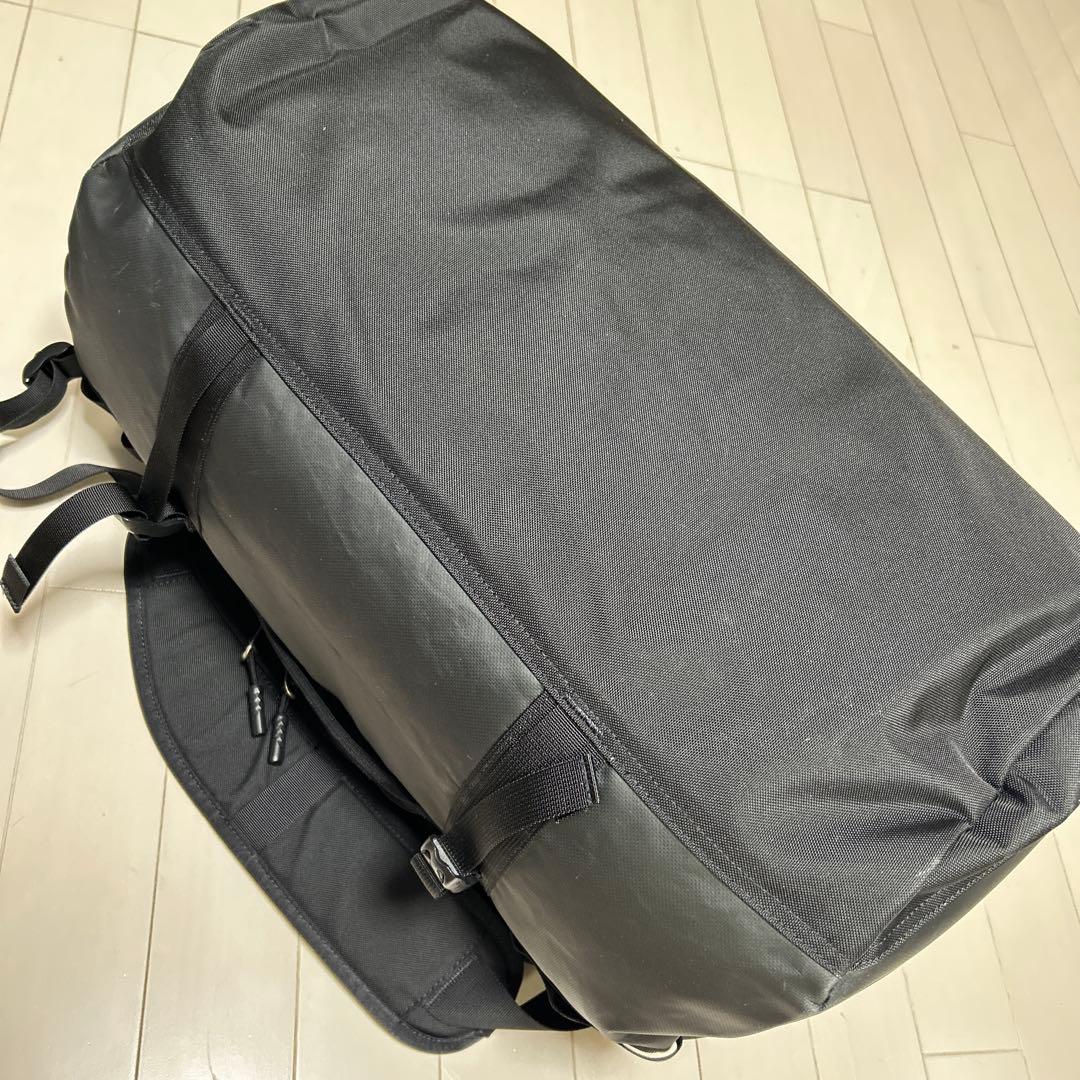 美品ノースフェイス　NORTHFACE ダッフルバッグ　S
