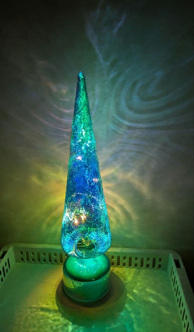 MoMAデザインストア　ゴッホ《星月夜》柄ライト