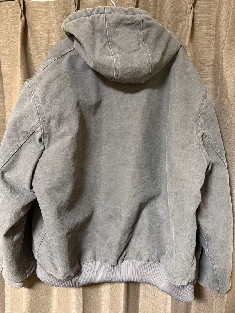 Carhartt フード付きグレージャケット