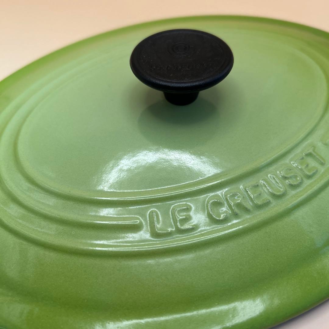 Le Creuset ライトグリーン オーバル鍋　25cm