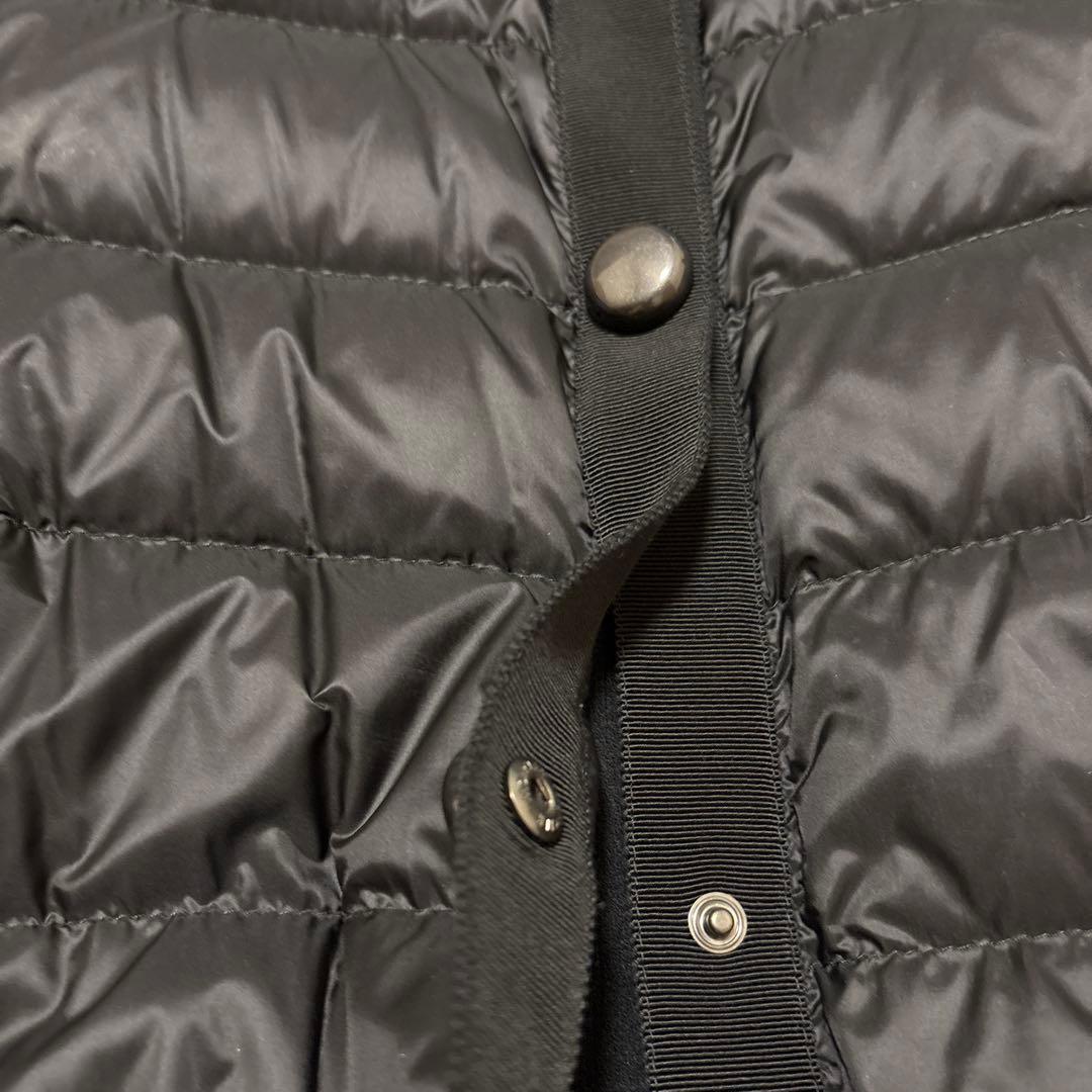 本日最終お値下げMONCLER ブラック ショート丈異素材ダウンジャケット
