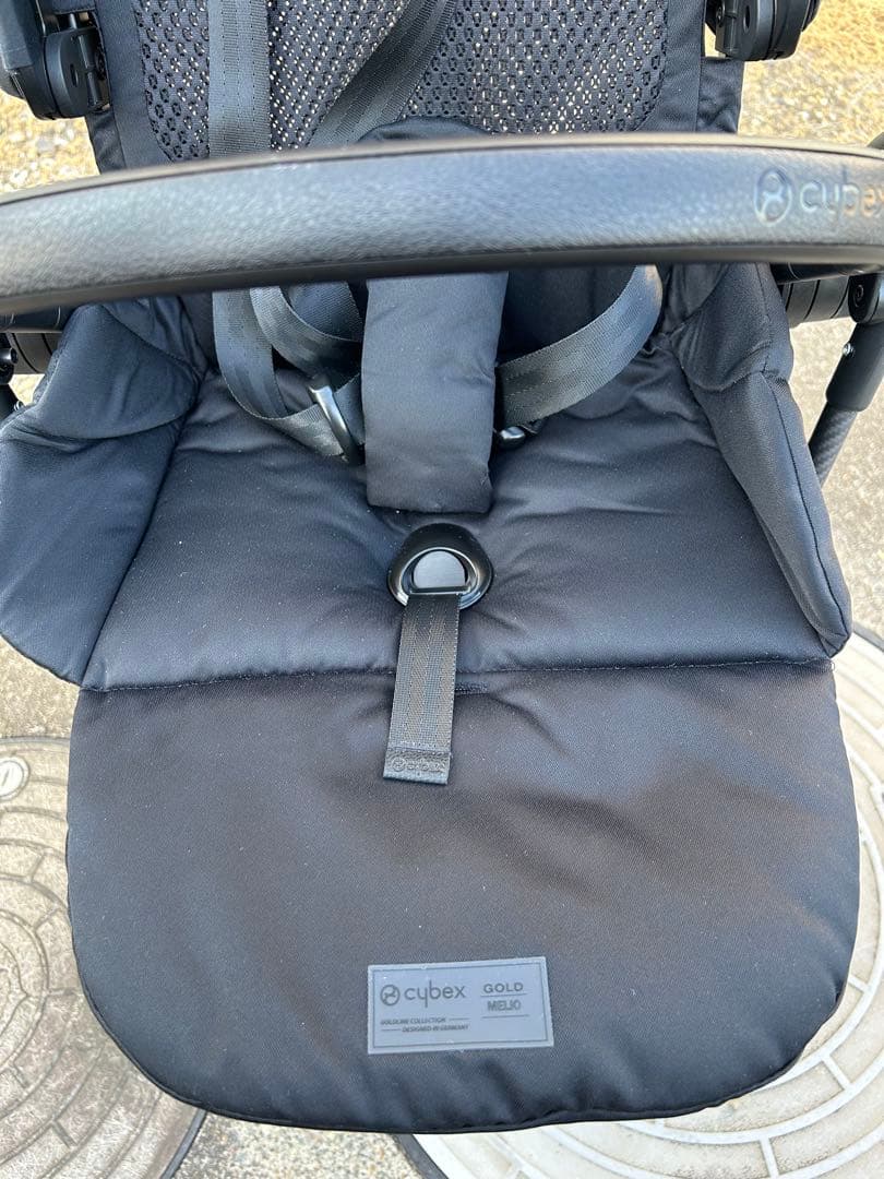 サイベックス　メリオカーボン　2024 cybex MELIO ブラック