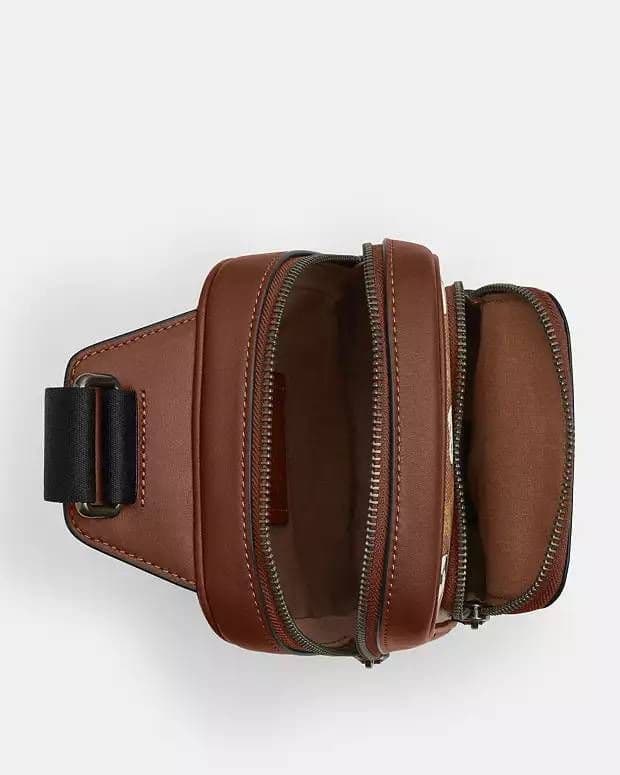 コーチ　COACH　スヌーピー　ボディバッグ