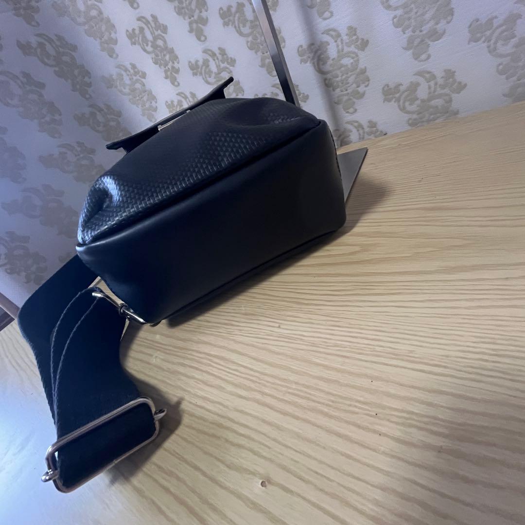 月末限定特価☆タグ付き新品未使用☆ カステルバジャックボディバッグ