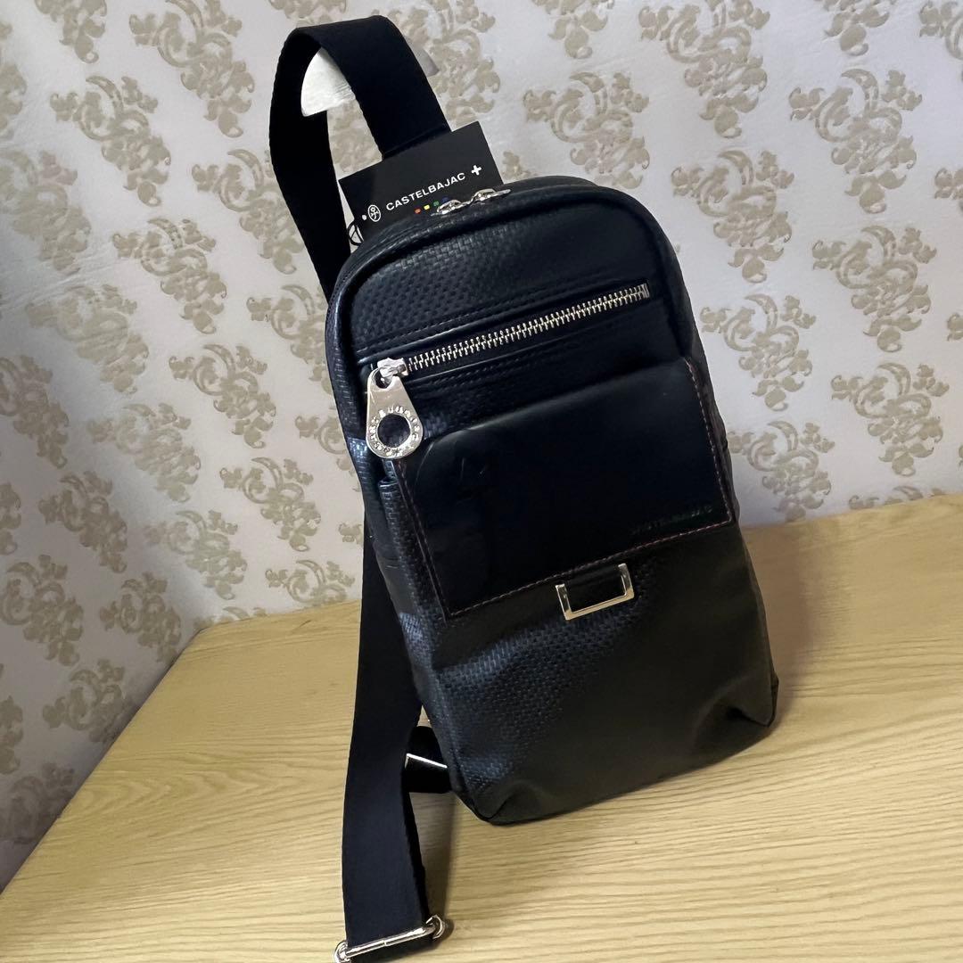 月末限定特価☆タグ付き新品未使用☆ カステルバジャックボディバッグ