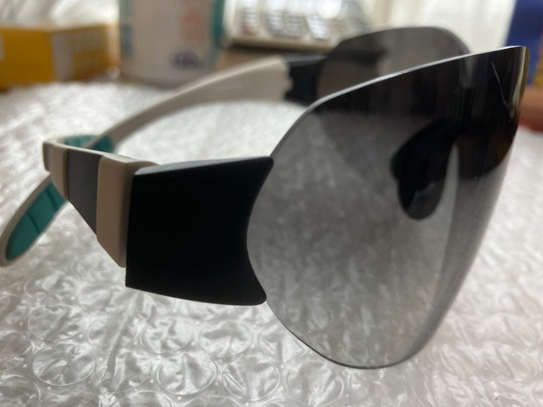 ASSOS サングラス（色 グレーグラデーション）