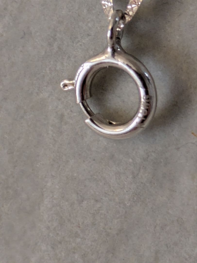 K18ホワイトゴールドリーフデザインブレスレット　フリーアジャスター