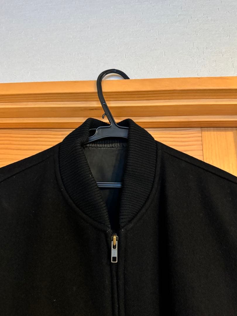 Yin&Yang バックロゴプリントウールギャバブルゾン