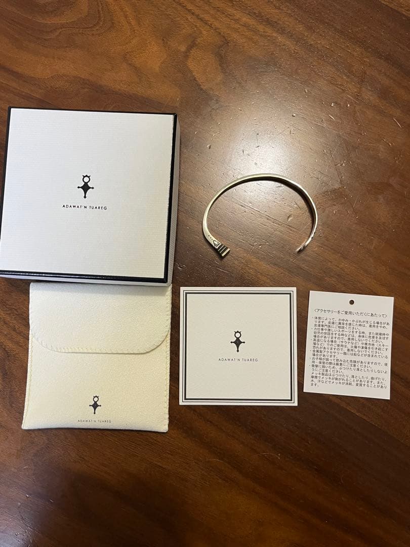 完売品Adawat'n Tuareg アダワットトゥアレグ　バングル
