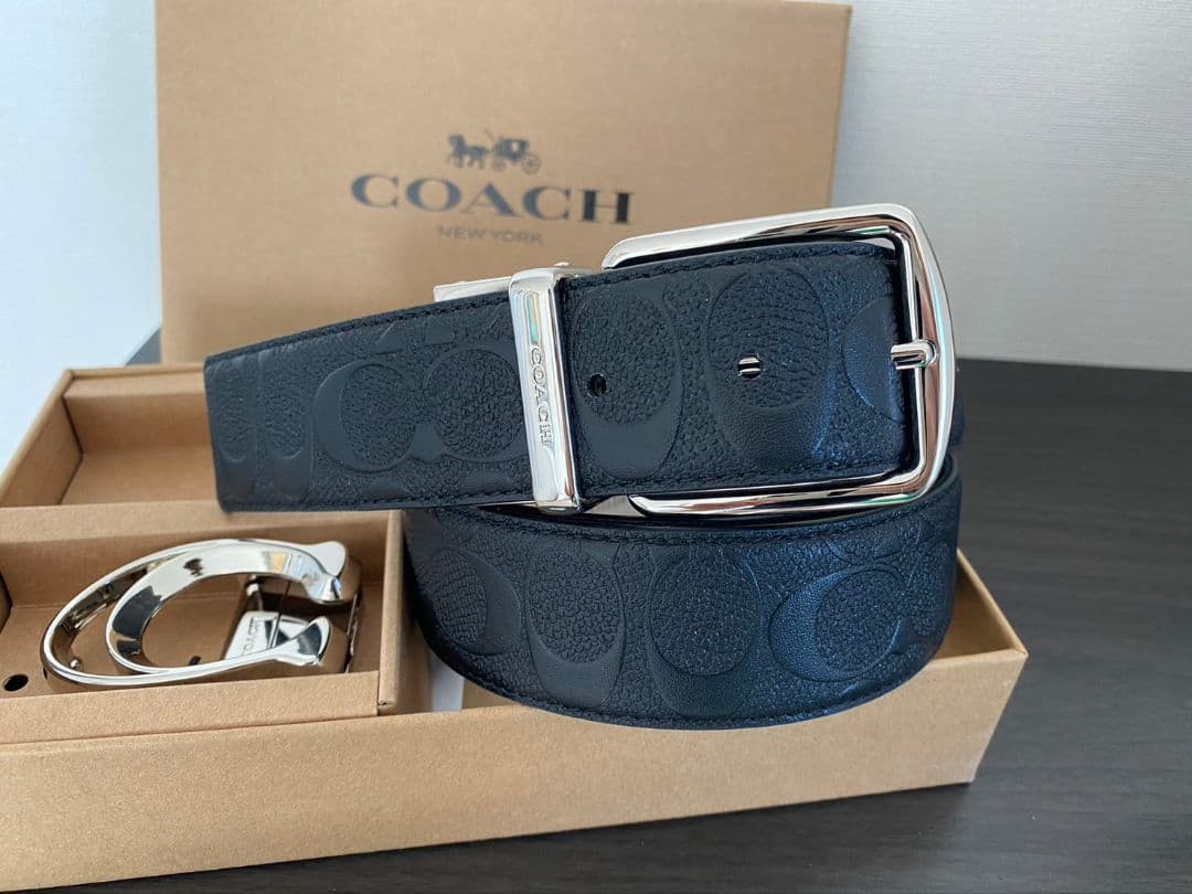 SALE♪コーチ　新品　リバーシブル　シグネチャーベルト　シルバーバックル