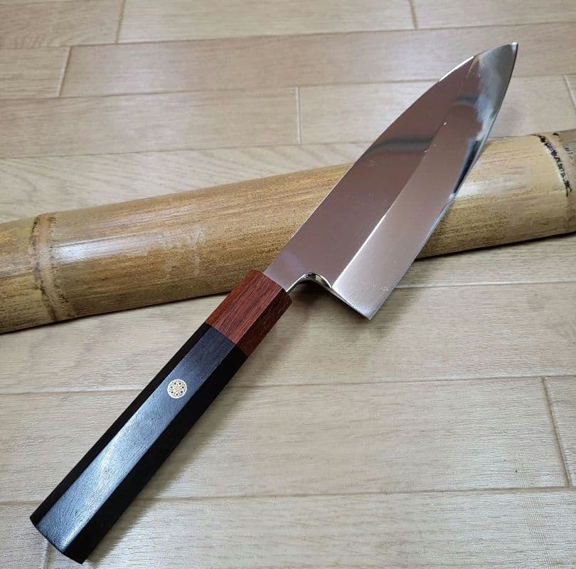お値下げ出刃包丁 赤白檀桂黒檀柄鏡面仕様　６寸