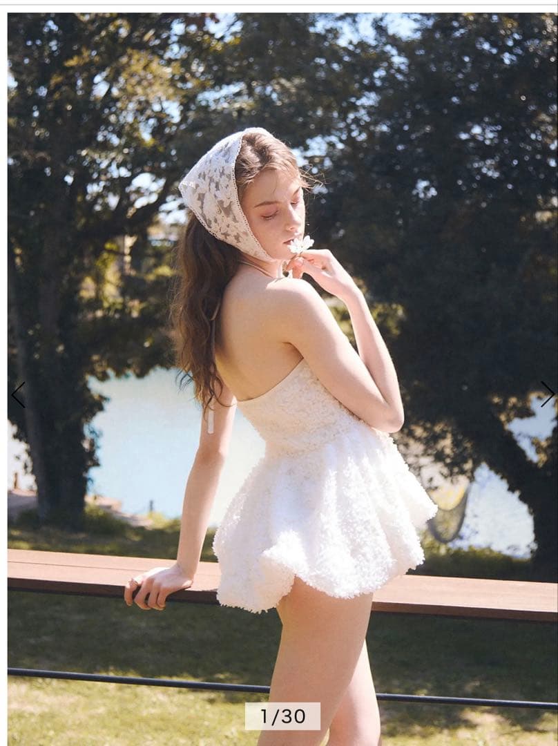 フラワーモチーフバルーンワンピース