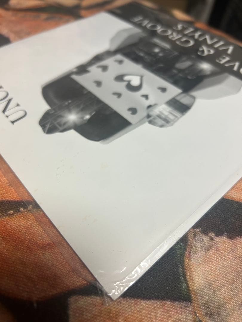 UNCHAIN LOVE & GROOVE VINYLS 丸の内サディスティック