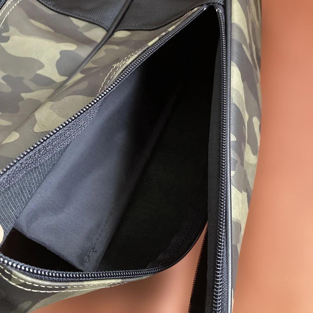 【超美品】BARNEYS NEW YORK ゴルフシューズケース 迷彩カモフラ柄