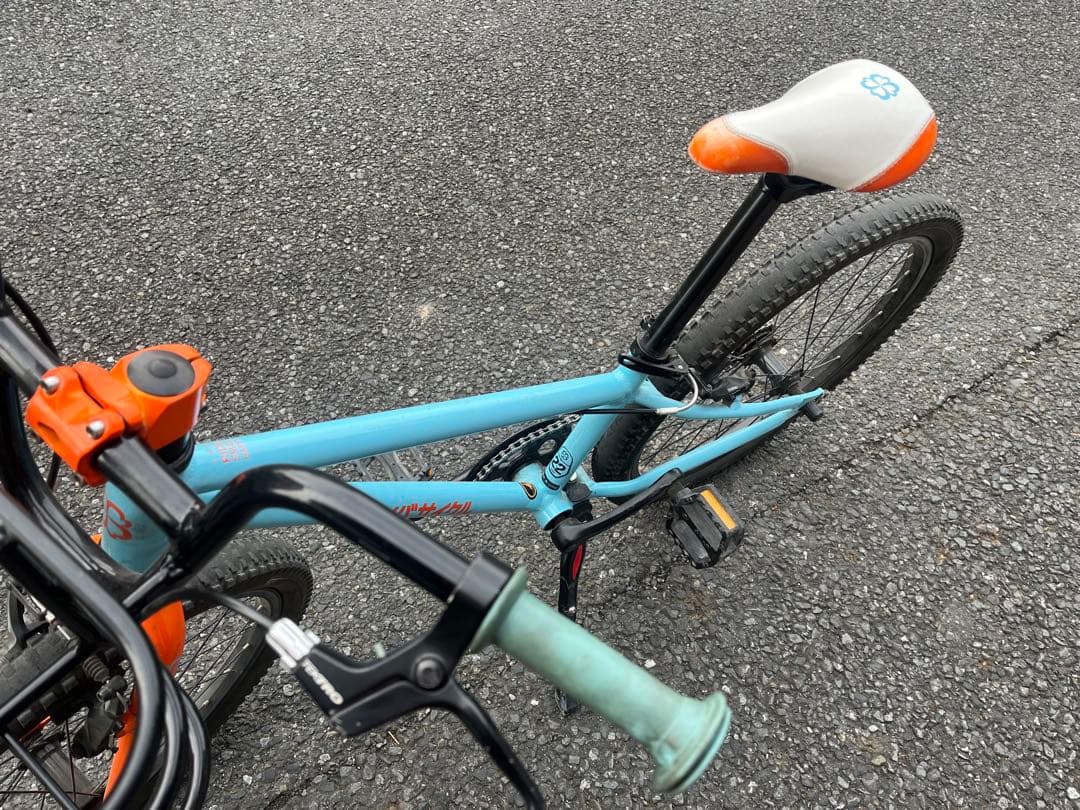 ヨツバサイクル22インチ ラムネブルー 子供自転車カゴ付き 基本東京都近郊引渡し