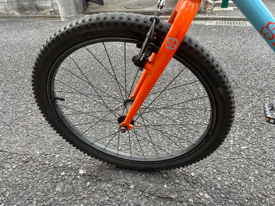 ヨツバサイクル22インチ ラムネブルー 子供自転車カゴ付き 基本東京都近郊引渡し