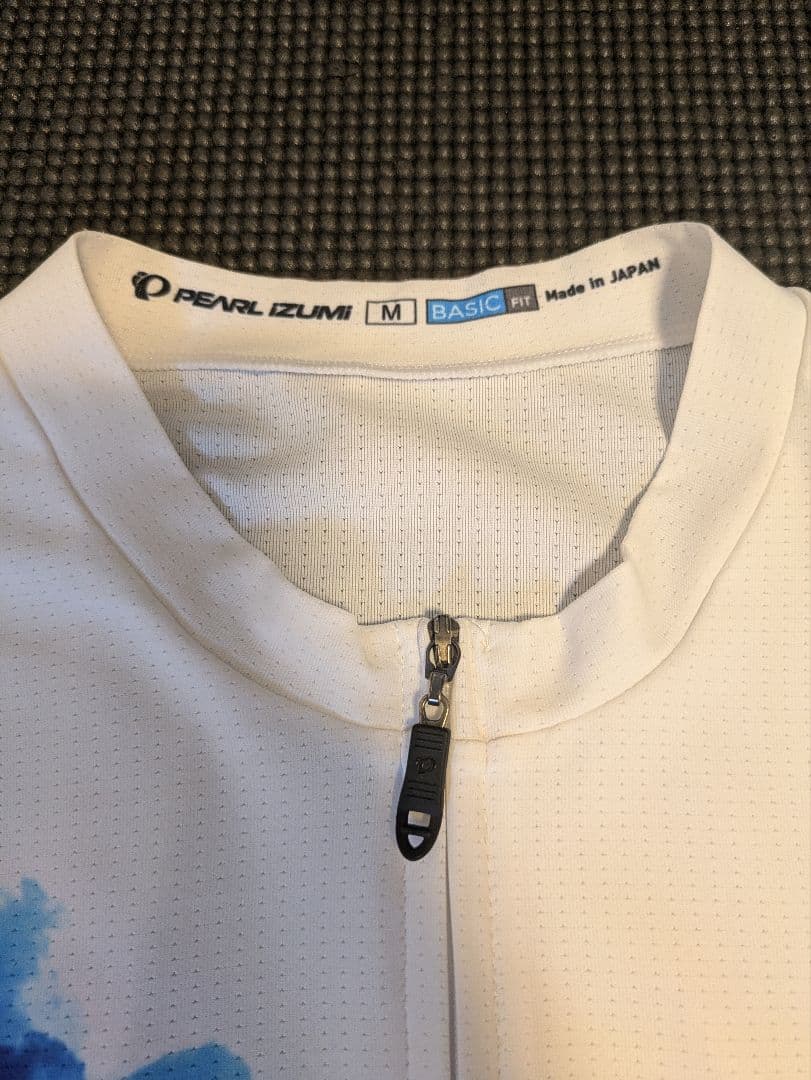 パールイズミ　イグナイト ベーシック ジャージMサイズ