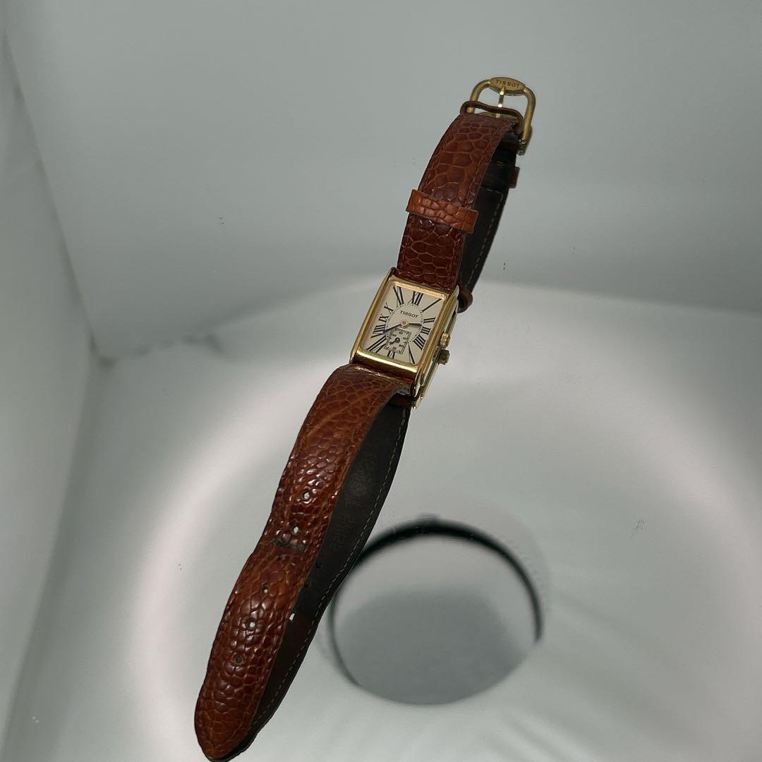 新品電池/稼働　TISSOT ティソ　スモセコ 白文字盤　レディース　スクエア
