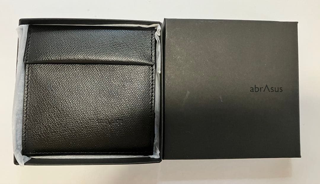 【ゴン/abrAsus アブラサス 】エンボスレザー ブラック未使用