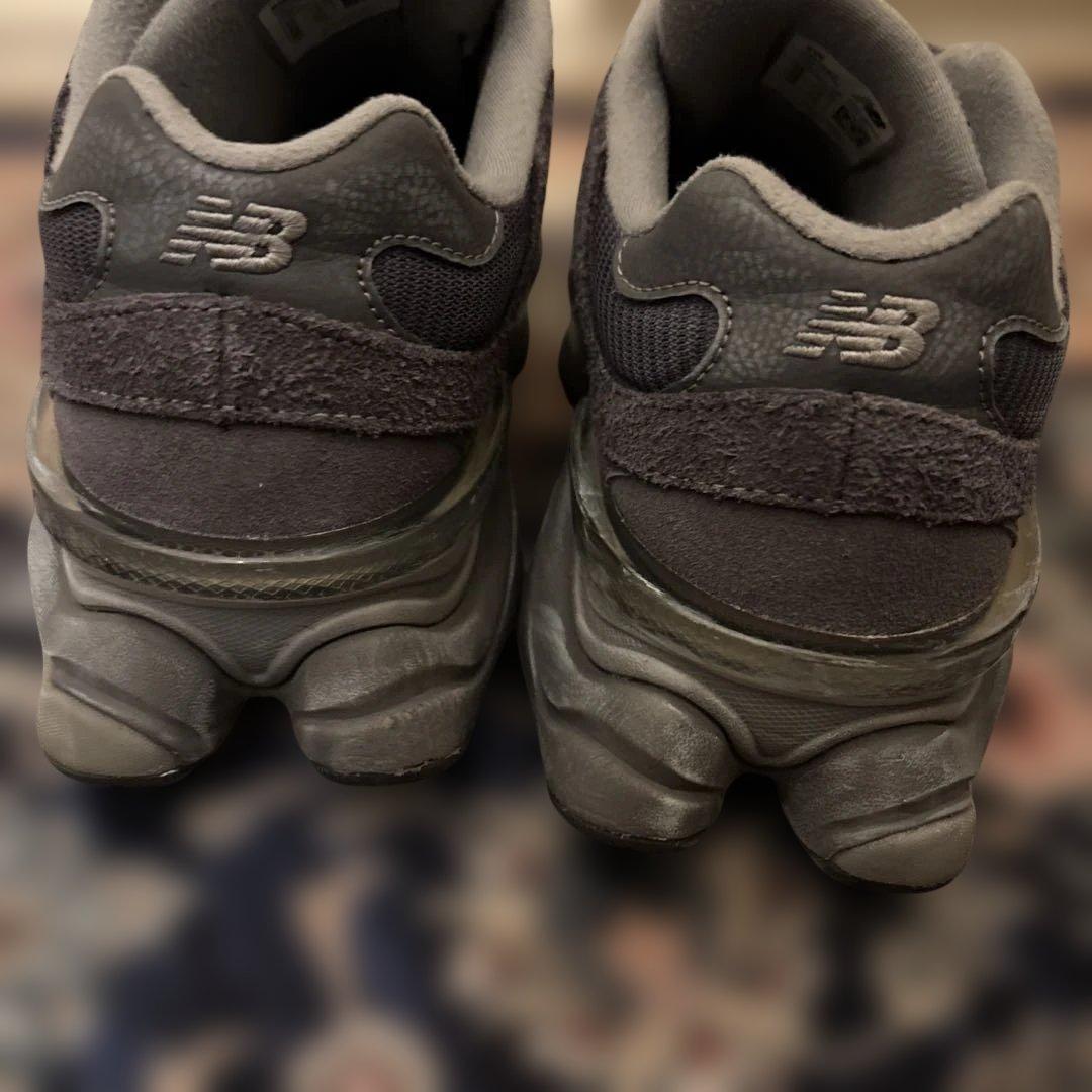 あ*さ様 New Balance 9060 グレー US 8.5 26.5サンプ