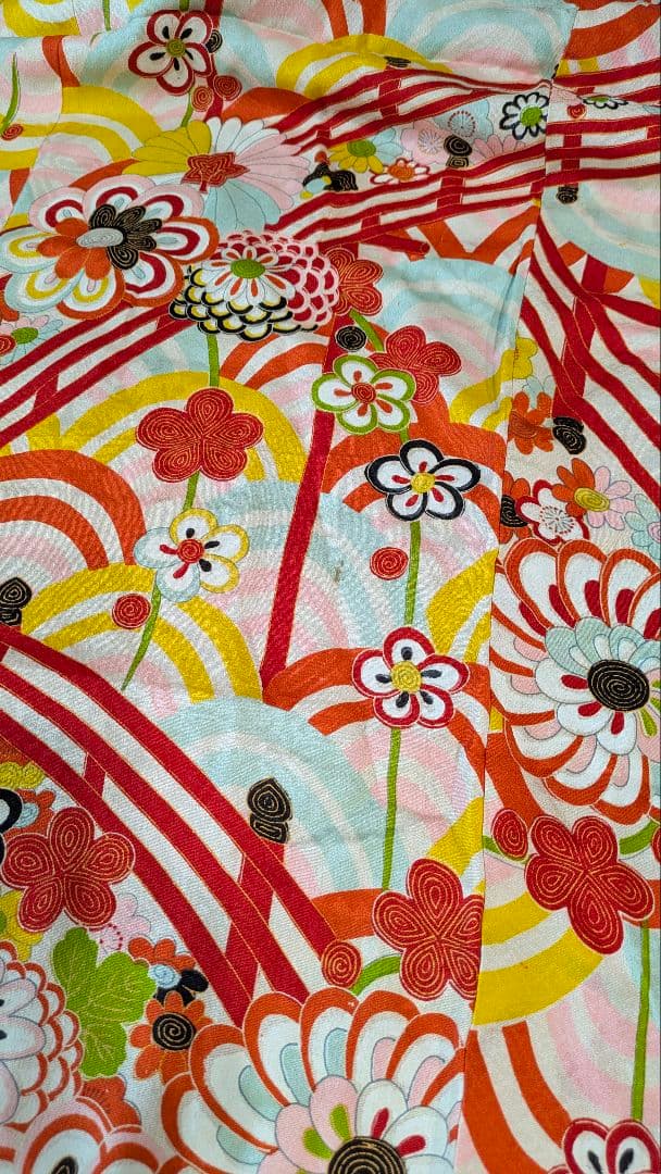 7歳　レトロ正絹白青海波菊　七五三　お着物・作り帯セット　アンティーク