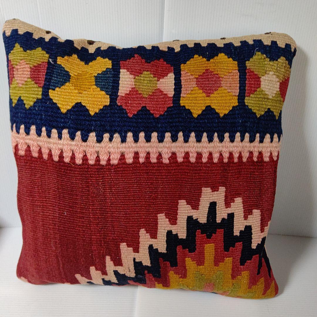 イラン　キリム　クッション