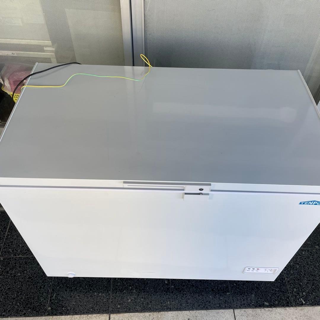 美品　TENPOS 冷凍ストッカー TBCF-282-RH 282L 2021年