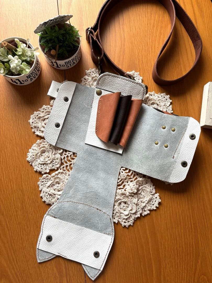 牛革　ネコちゃんフェイス　シザーケース　本革　レザー　トリマー　三毛猫　顔美容師