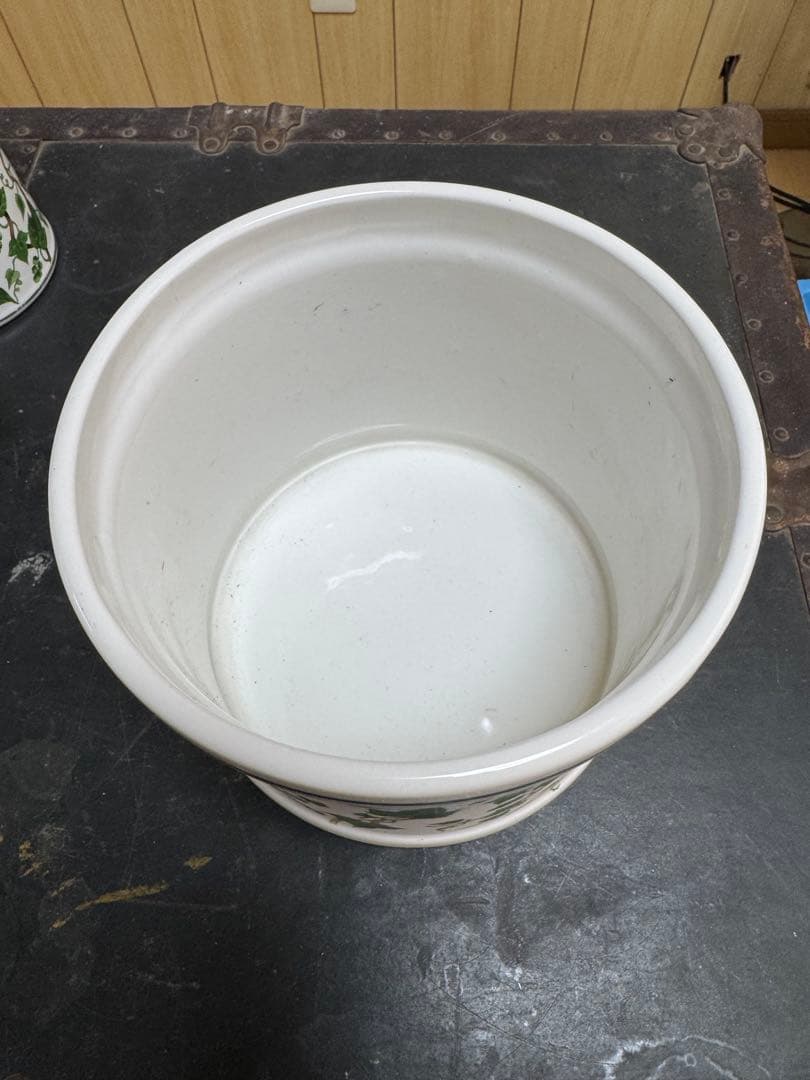 ☆アイビー柄の陶器セット