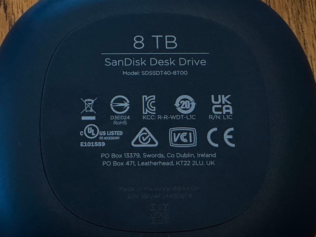 外付けハードディスク・ドライブ SanDisk DeskDrive 8TB SDSSDT40-8T00-NA25