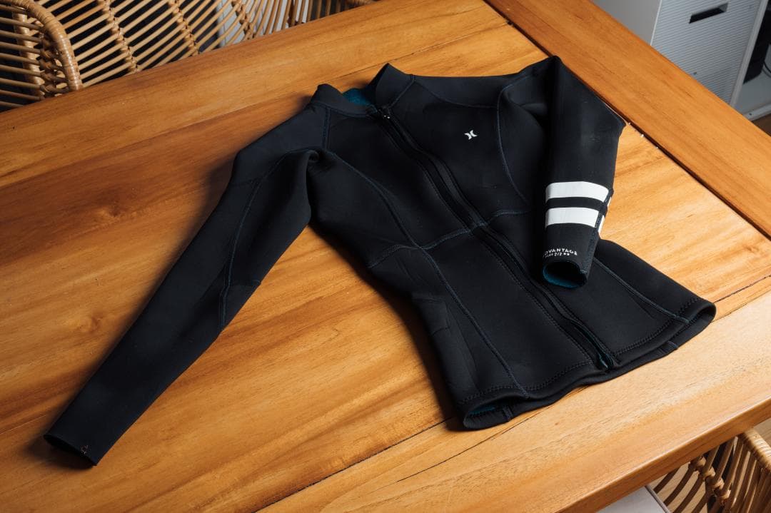 美品 Hurley レディース現行ウェットスーツ上下セット Lサイズ