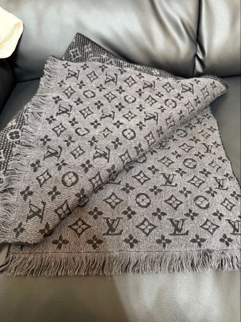 Louis Vuitton マフラー・モノグラム クラシック