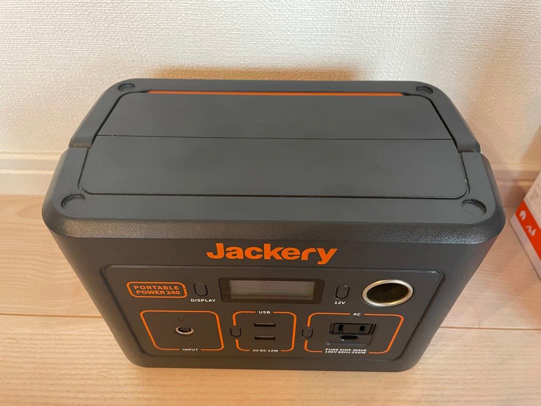 【極美品】Jackery ポータブル電源240 240Wh/200W