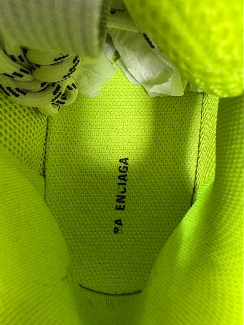 美品❗️BALENCIAGA Triple-S ネオンイエロー 41