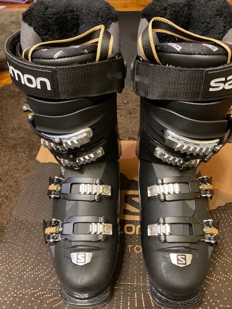 レディース SALOMON スキーブーツ　2022　SELECT HV 90 W