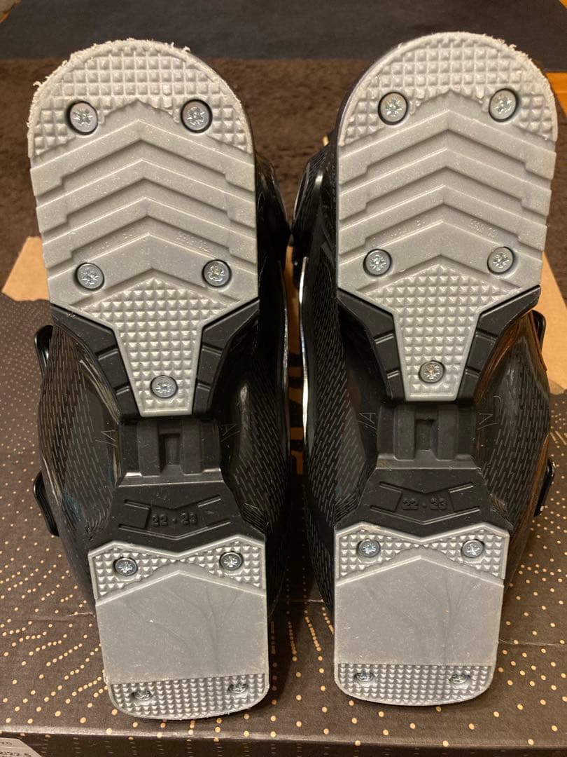 レディース SALOMON スキーブーツ　2022　SELECT HV 90 W
