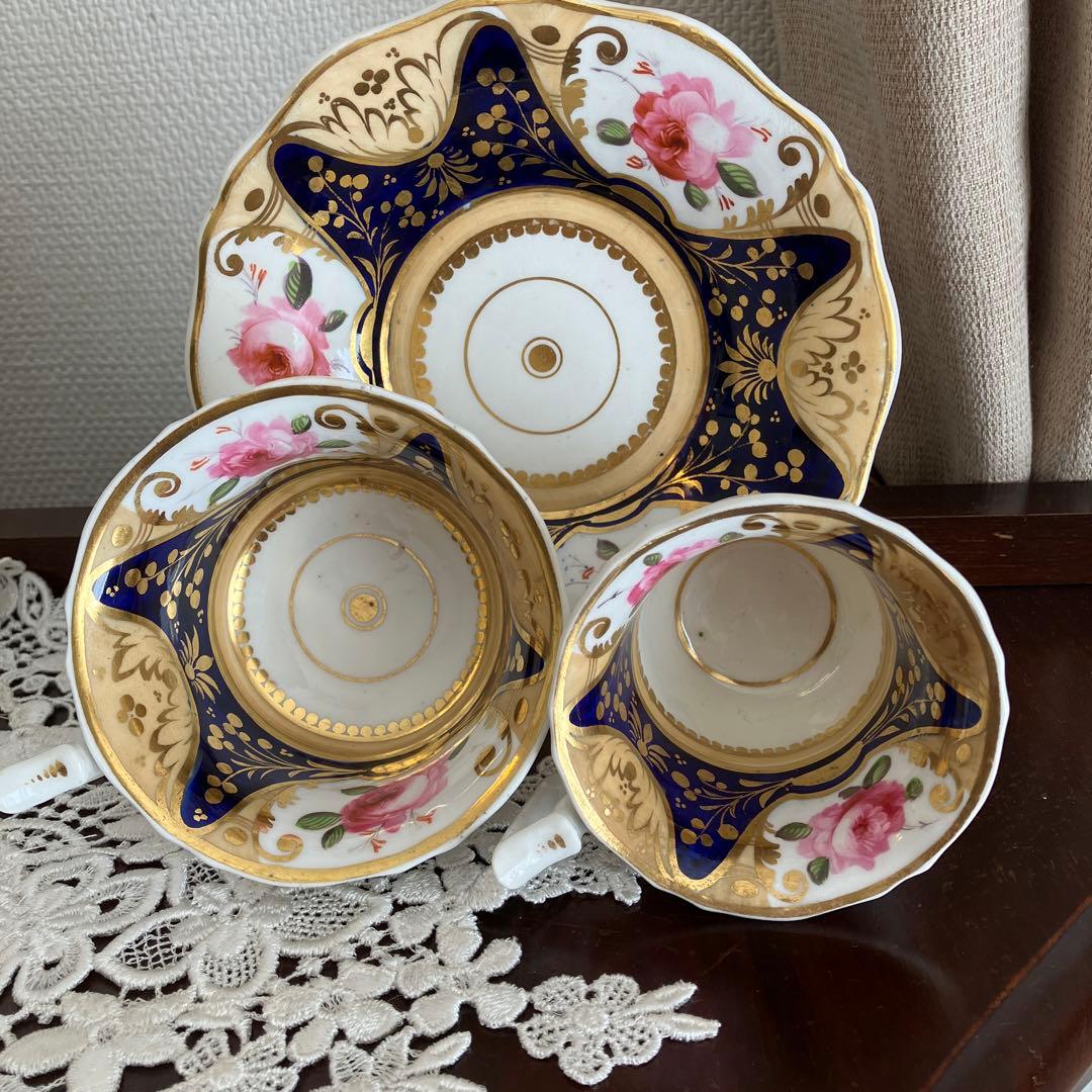 英国アンティーク　稀少イェーツ　薔薇のトゥルートリオ