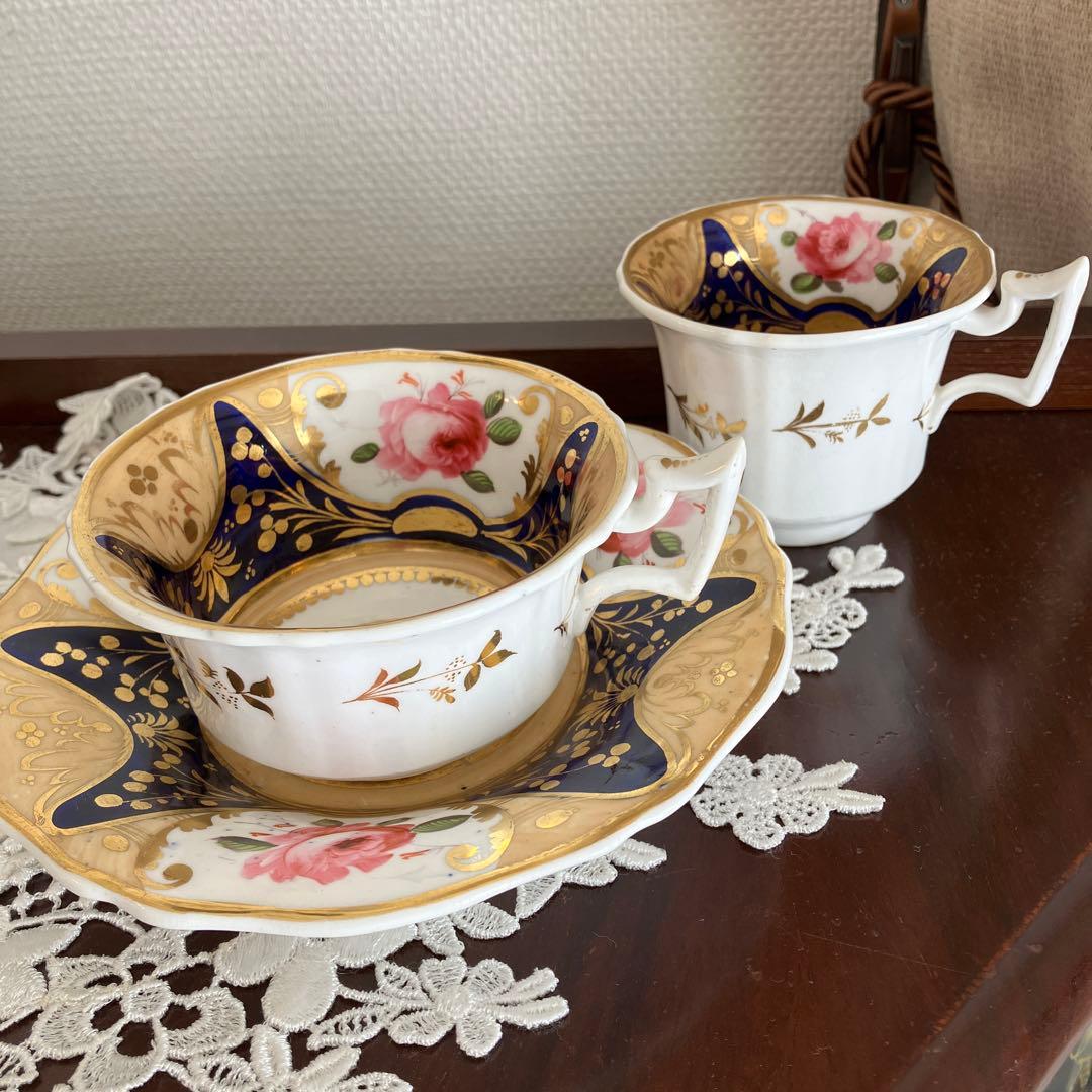 英国アンティーク　稀少イェーツ　薔薇のトゥルートリオ