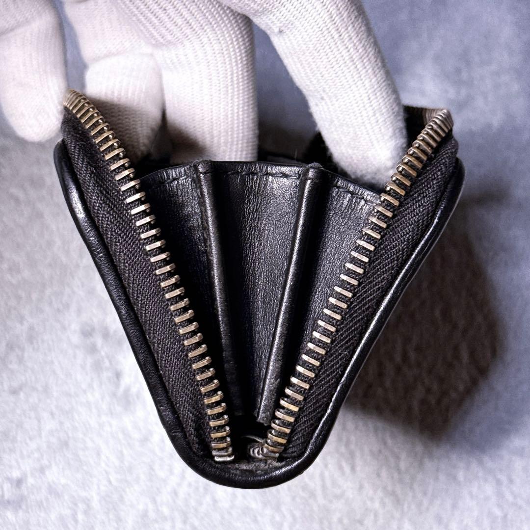 【美品】ボッテガヴェネタ ケース ラウンド イントレチャート 黒 メンズ