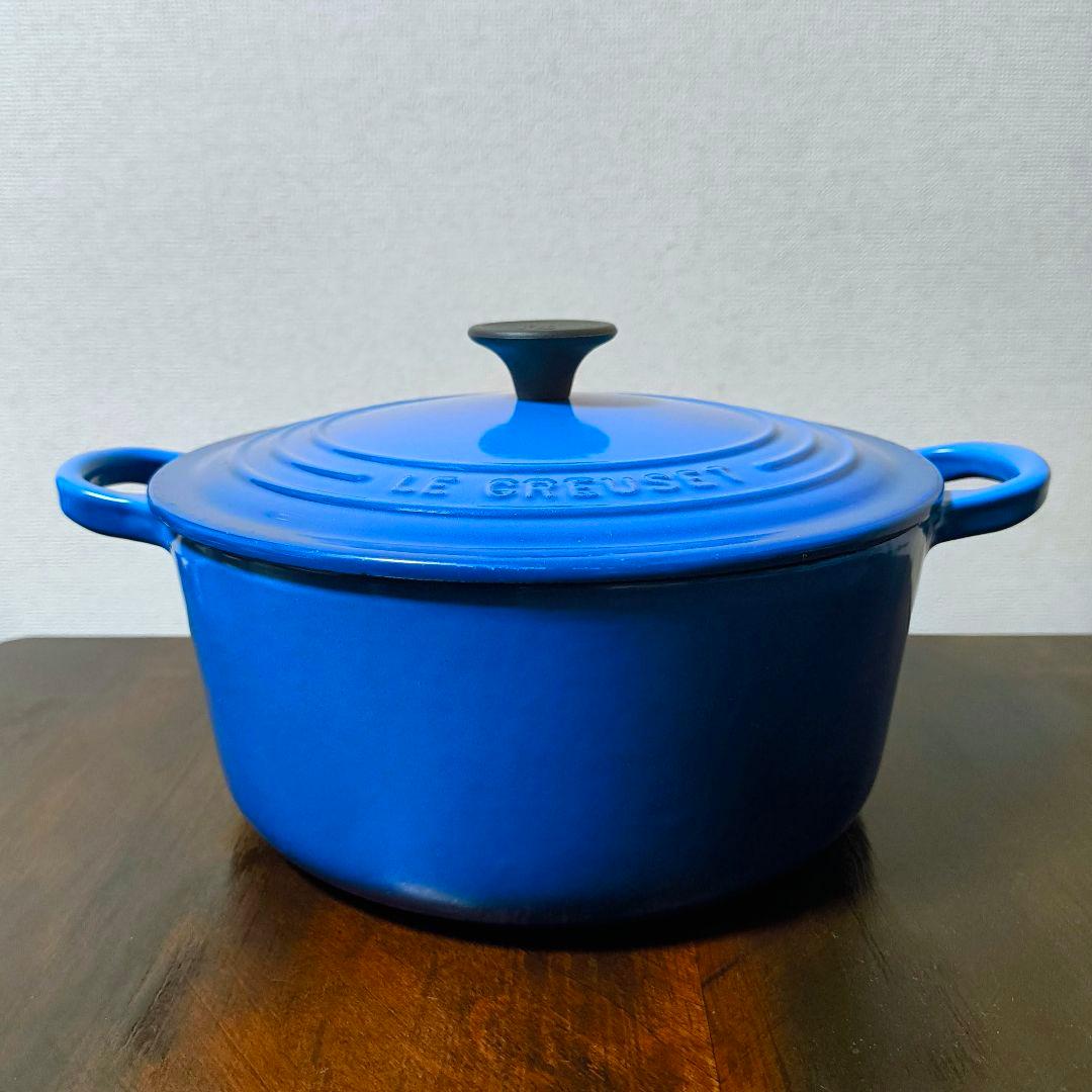 LE CREUSET ルクルーゼ ココットロンド 両手鍋 マルセイユブルー 22