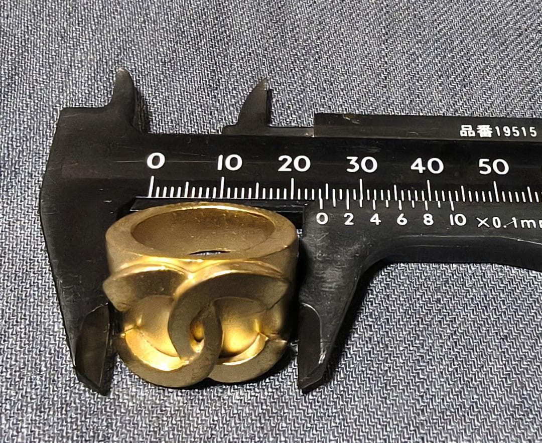 い*こ様 CHANEL 2001年 クルーズコレクション ココマーク ゴールドリ