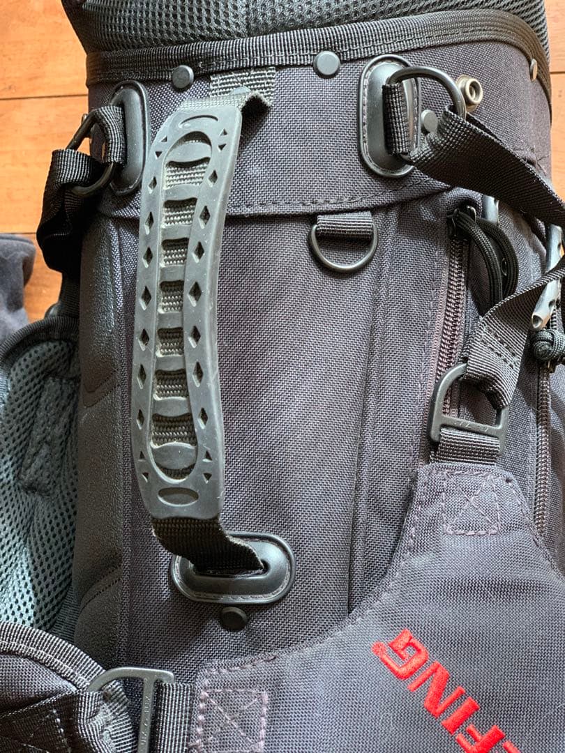 ブリーフィング　キャディバッグ　ブラック スタンド式　軽量　ショルダー式