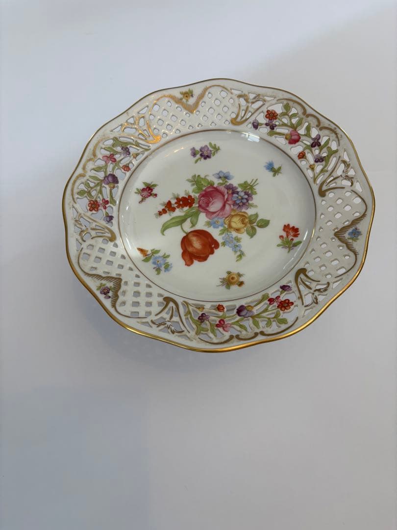 花柄 高台付き皿