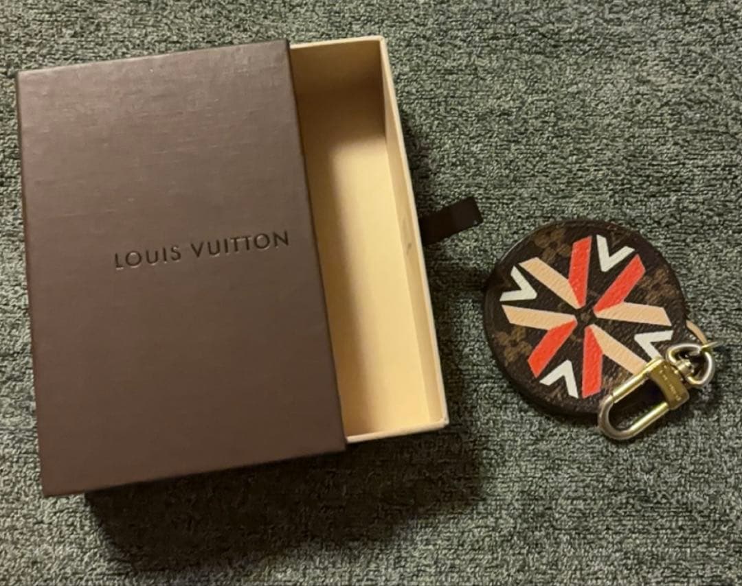 LOUIS VUITTON ポルトクレ　キーホルダー　バッグチャーム