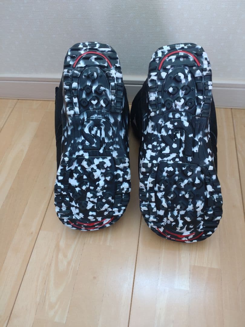 【Burton スノーボードブーツ Grom Boa21-22モデル】