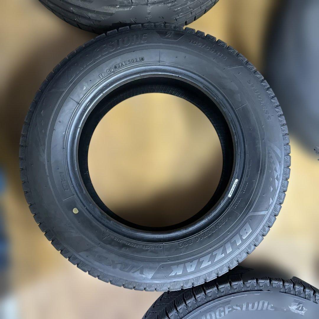 ブリヂストン　185/65R14 冬用タイヤ　2021年　4本(1-52)