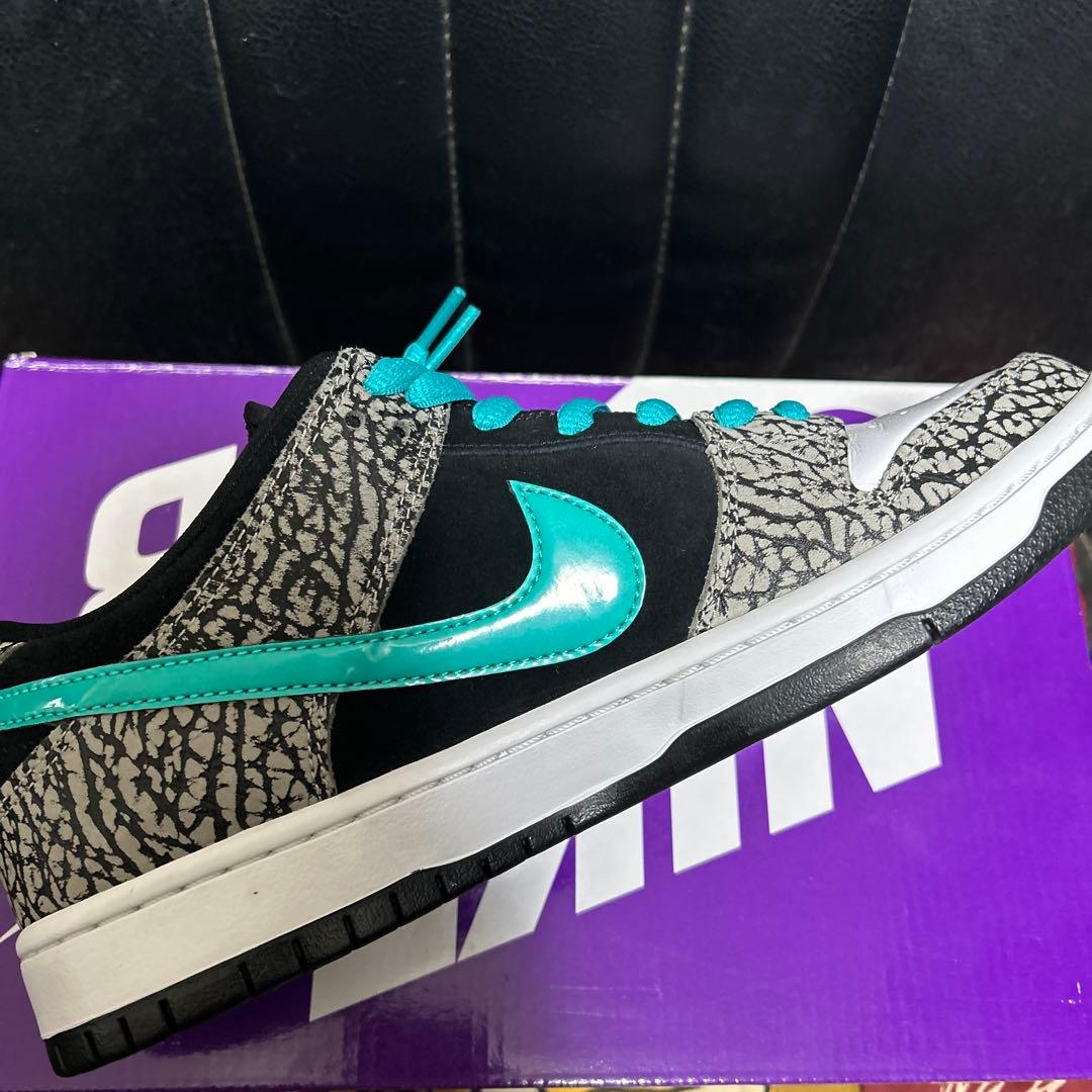 Nike SB Dunk Low \"Elephant/Safari\"(訳あり)