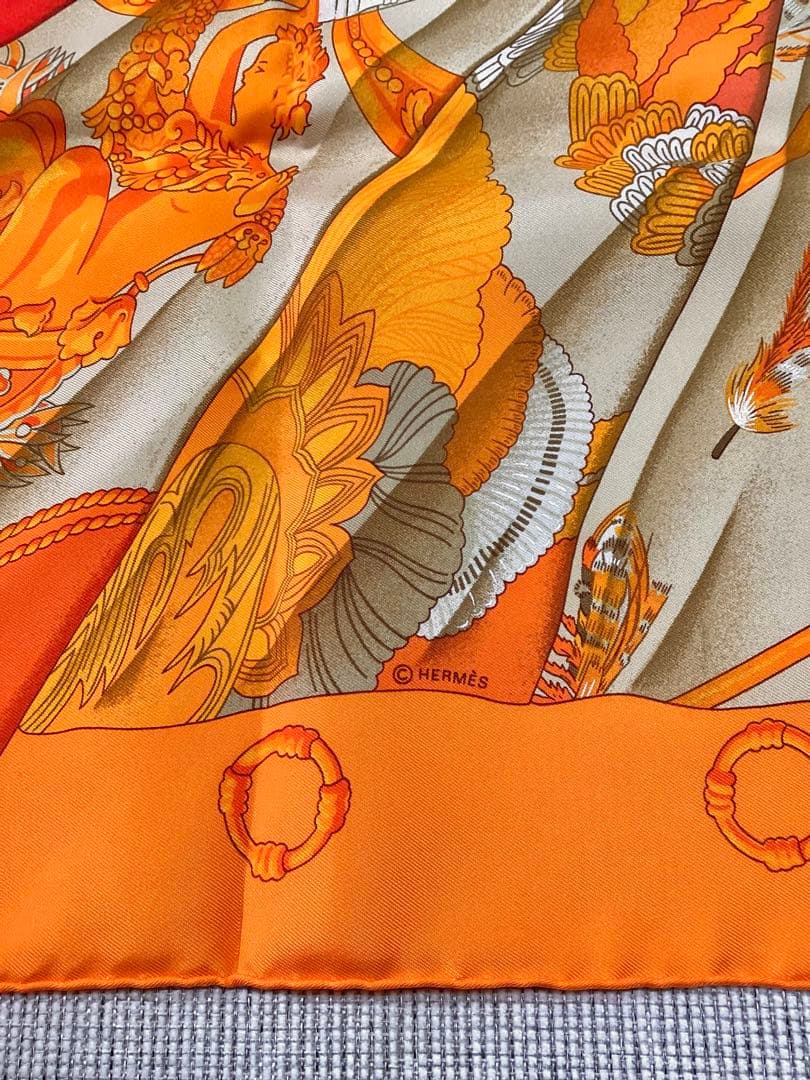 エルメス スカーフ カレ90 Soleil de soie オレンジ 貴重 ￼