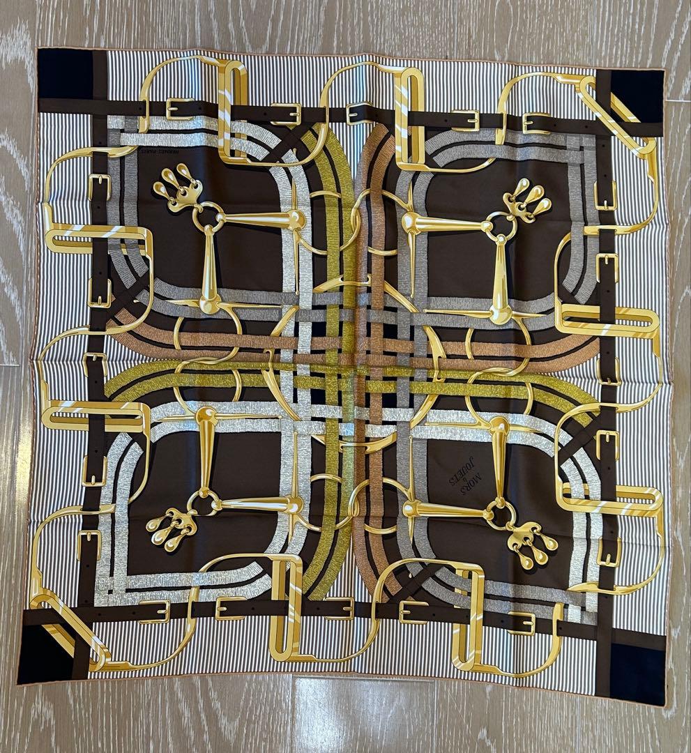 【美品】エルメス　HERMES カレ 70 馬銜・シュミーズ