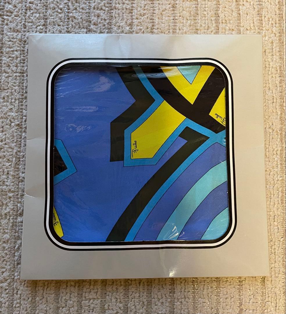 未使用 Emilio Pucci エミリオプッチ シルクスカーフ 大判
